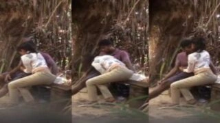১৮ বছর বয়সী মেয়ের বাইরের বাংলা চুদা চুদি একজন ছেলের সাথে