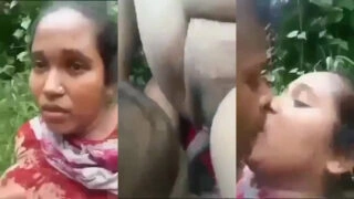 অটো চালক বুয়া কে ঝোপ ঝাড় এ নিয়ে জবরদস্তি ভাবে চোদে