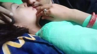 কেউবসুরত কলেজ গার্লফ্রেন্ডকে চুসে বানিয়েছে বান্ধবী