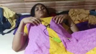 বাঙালি মেয়ের কাছে টাইট সেক্সি চুট চুদে