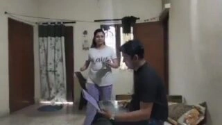 গলা্দ পাভ শ়্ টে঻্ লাত্স ্লাডেলাত্