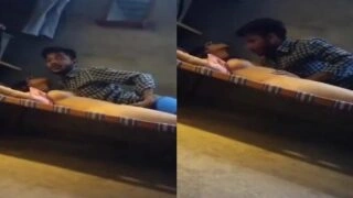 প্রেমিকের দ্বারা বাঙালি কলেজছাত্রীর স্তন চোষা পর্ণ ক্লিপ