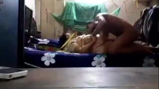 ঢাকাইয়া এক ড্রাইভার এর বউ কে চুদে দিল এক রিকশা চালক