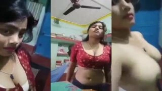 হট বাঙালি বৌদির ক্যামেরার সামনে নগ্ন প্রদর্শন