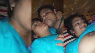 বাংলাদেশি সেক্স ভিডিওতে জিজা তার সালির নরম স্তন চুষছে