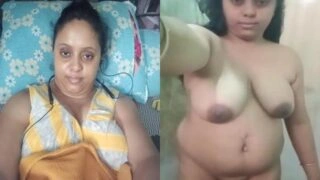 নগ্ন বাংলা আন্টি প্রেমিকের এমএমএস-এ বড় স্তন এবং নিতম্ব দেখাচ্ছে