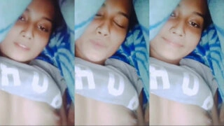 নতুন বিয়ে করে শান্তি না পেয়ে প্রেমিক এর সাথে দুষ্টামি